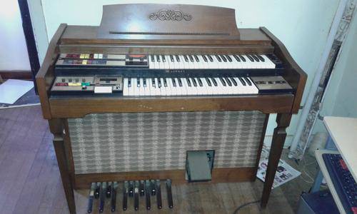 Lowrey Jupiter organ
